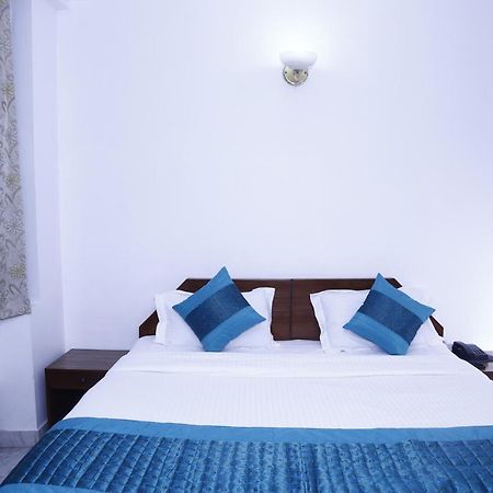 Batra Holiday Home - Couple Friendly Stays Delhi  Buitenkant foto