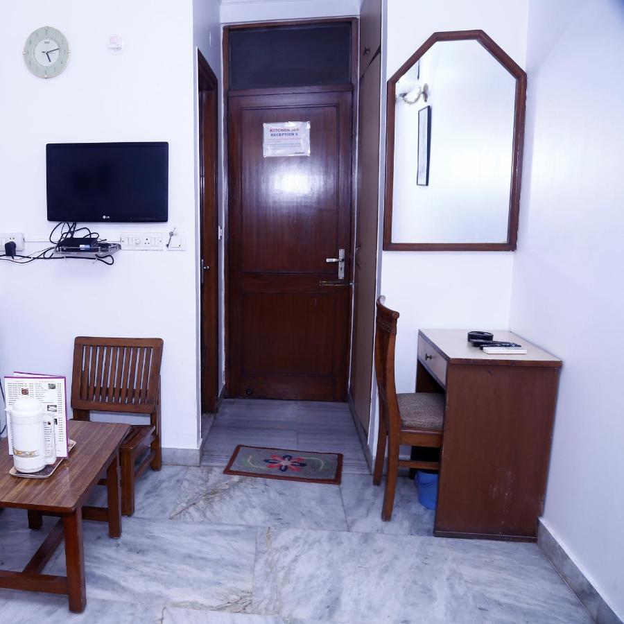 Batra Holiday Home - Couple Friendly Stays Delhi  Buitenkant foto
