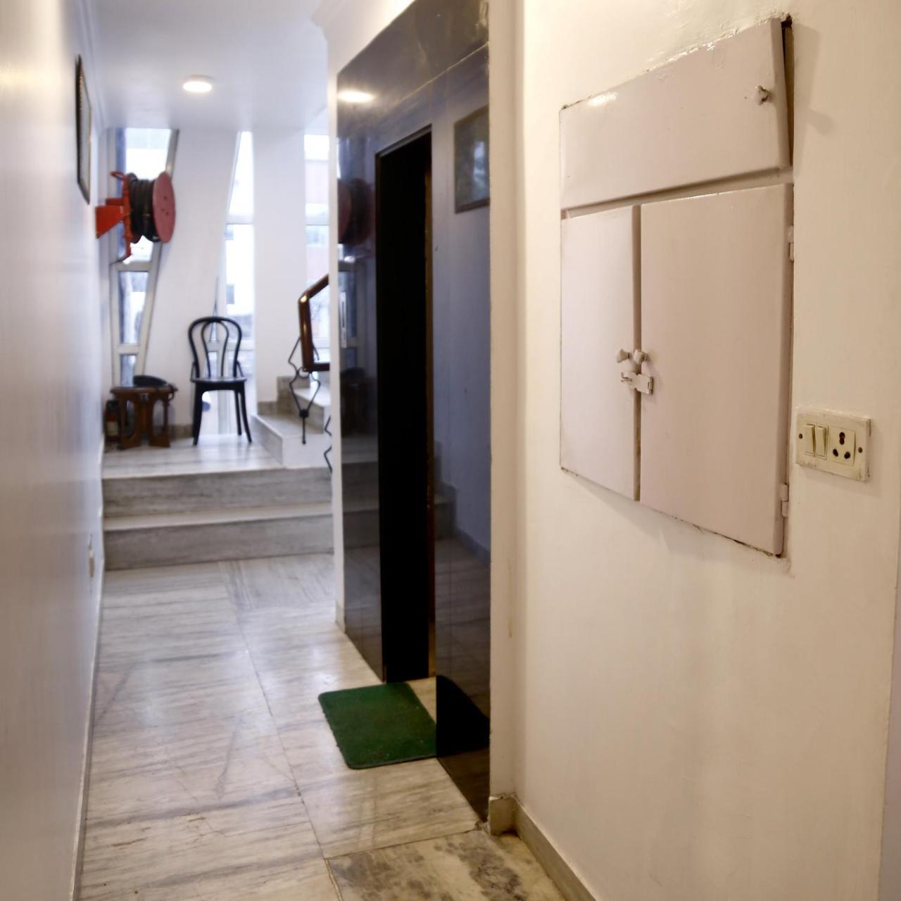 Batra Holiday Home - Couple Friendly Stays Delhi  Buitenkant foto