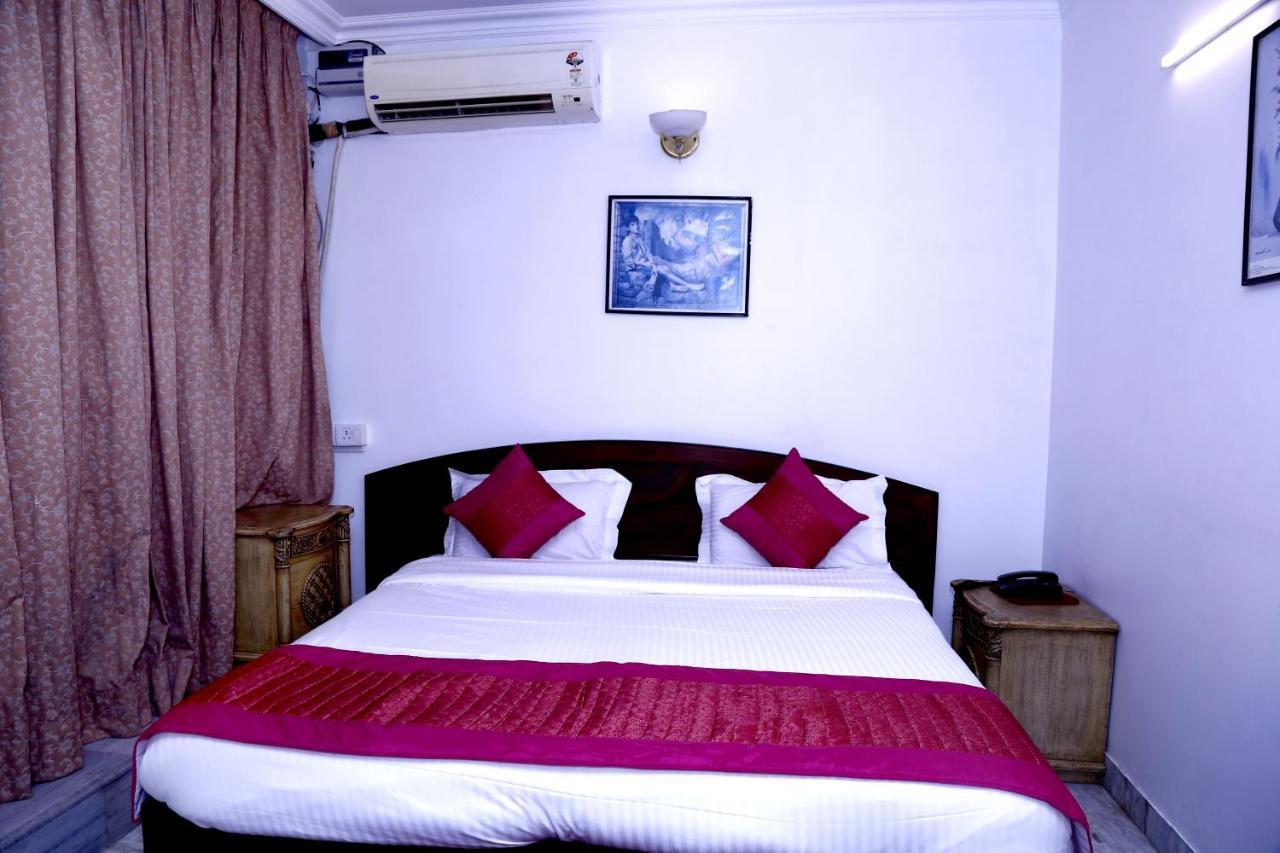 Batra Holiday Home - Couple Friendly Stays Delhi  Buitenkant foto